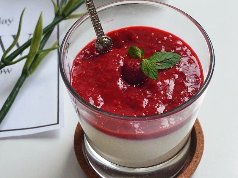 Frambuazlı İrmik Tatlısı