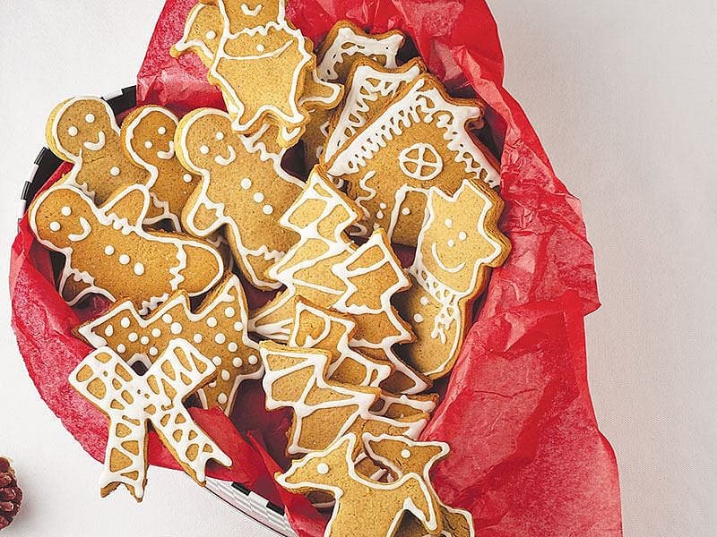 Glazürlü Gingerbread Yılbaşı Kurabiyeleri
