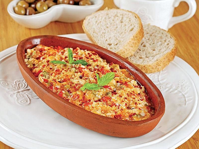 Güveçte Menemen