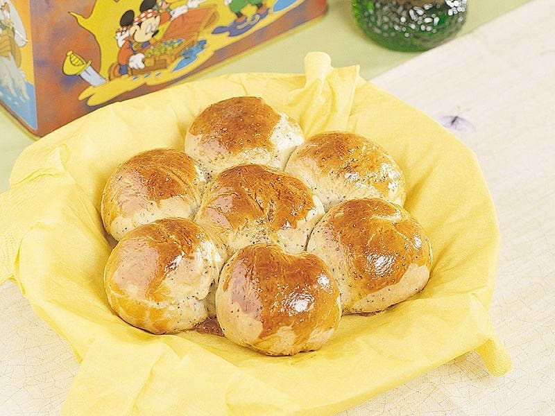 Haşhaşlı Papatya Ekmek