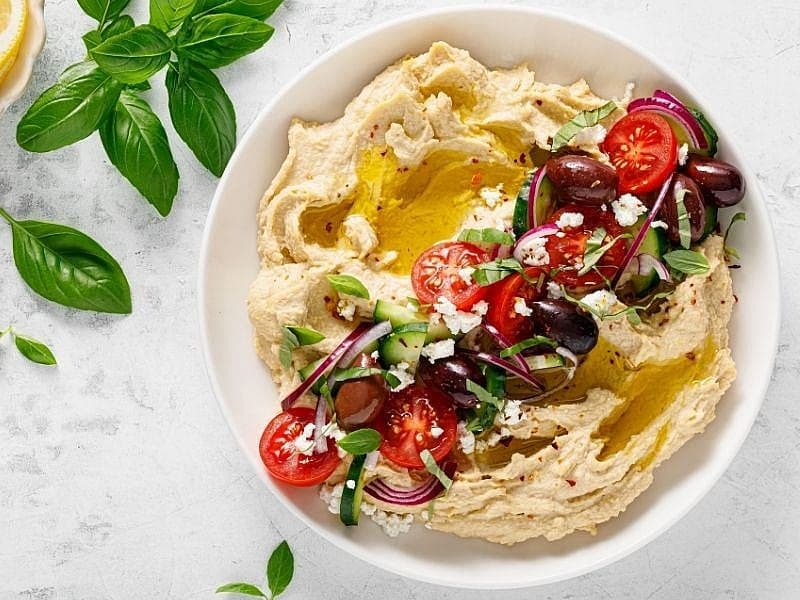 Humuslu Salata
