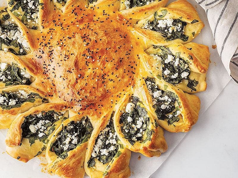 Ispanaklı Güneş Börek