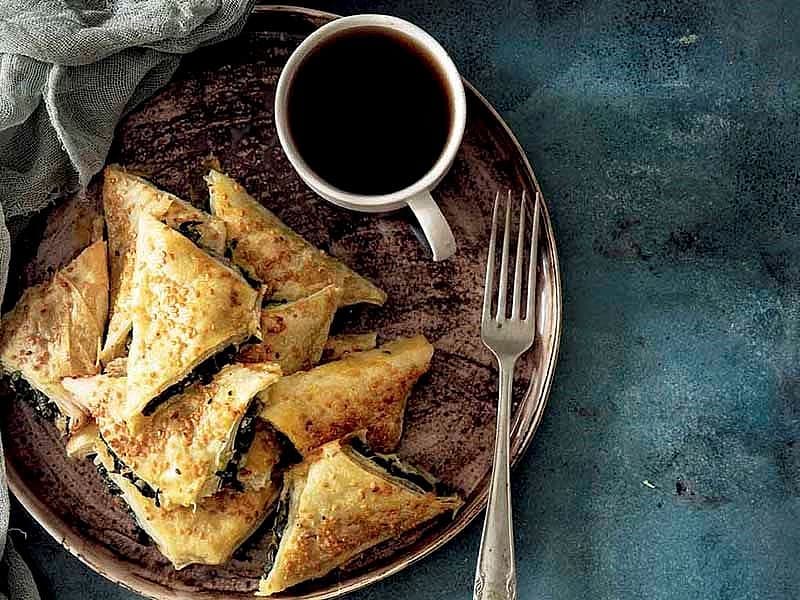 Ispanaklı Nişastalı Börek