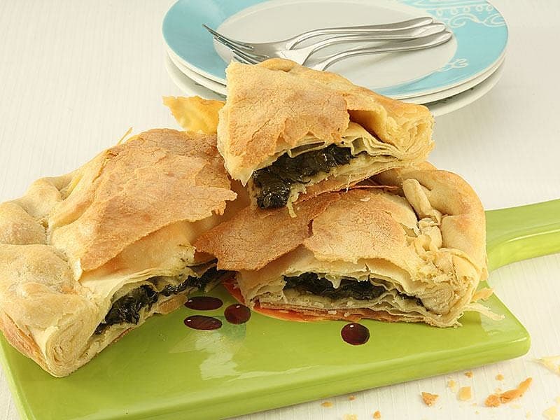 Ispanaklı Açma Börek