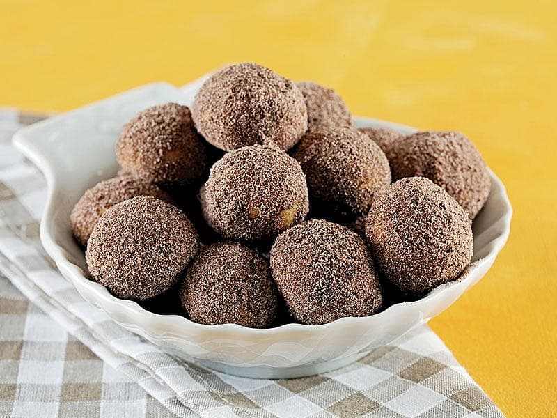 Kahveli Mini Kurabiyeler