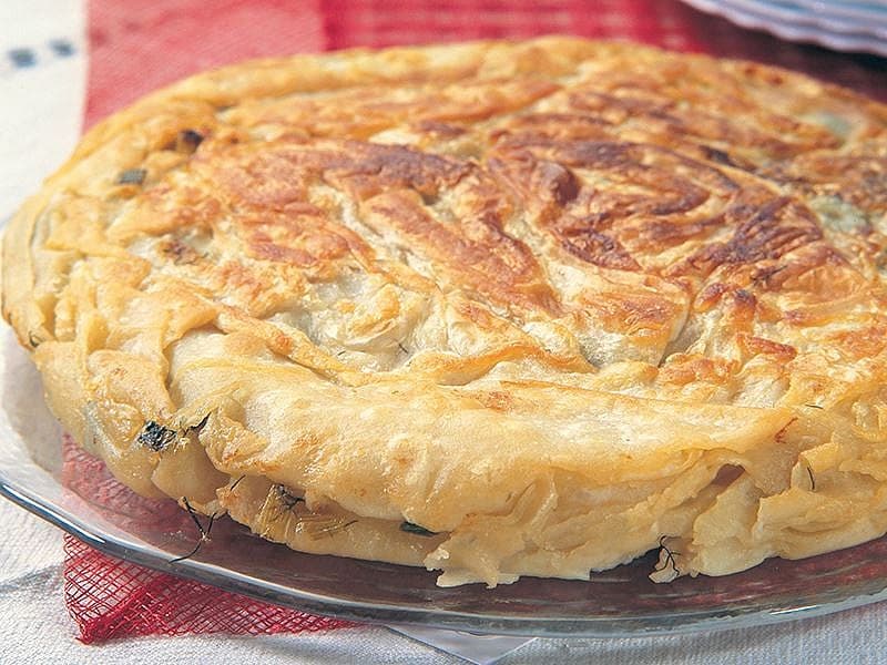 Kaşarpeynirli Pratik Tava Böreği