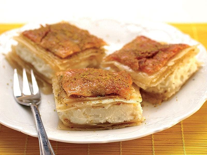 Kaymaklı Tatlı Börek