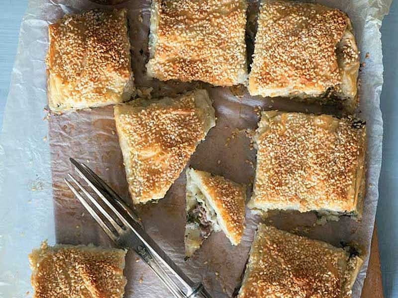Kıymalı Semizotlu Börek