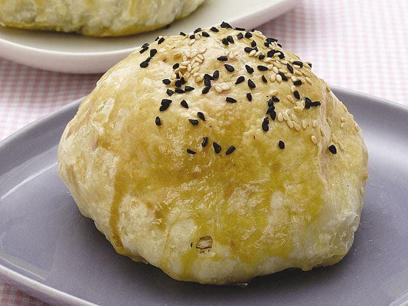 Kıymalı Ve Patlıcanlı Talaş Böreği