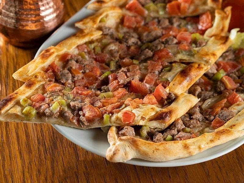 Konya Bıçak Arası Pide