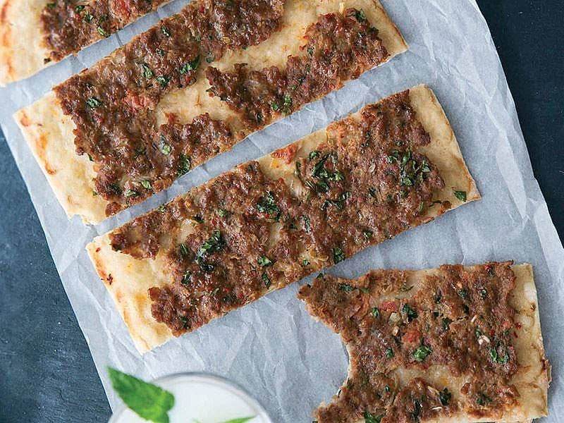 Konya Usulü Etli Ekmek