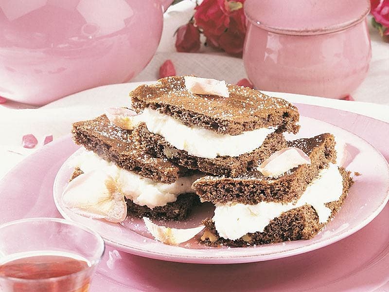 Kremalı Kat Kat Brownie