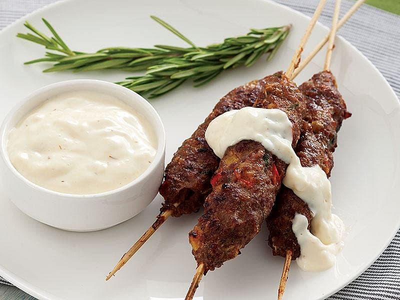 Kremalı, Safran Soslu Şiş Köfte