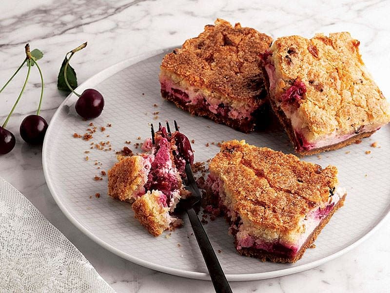 Kurabiye Hamurlu Cheesecake Barları
