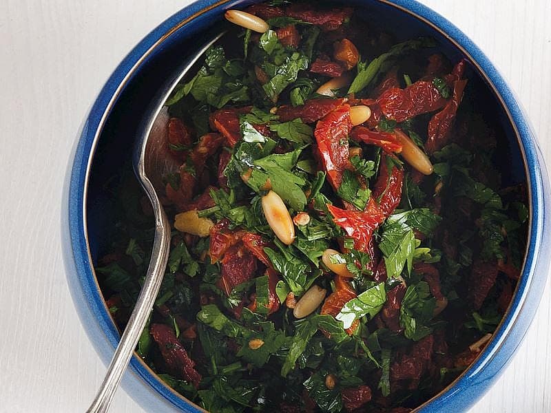 Kuru Domates Salatası