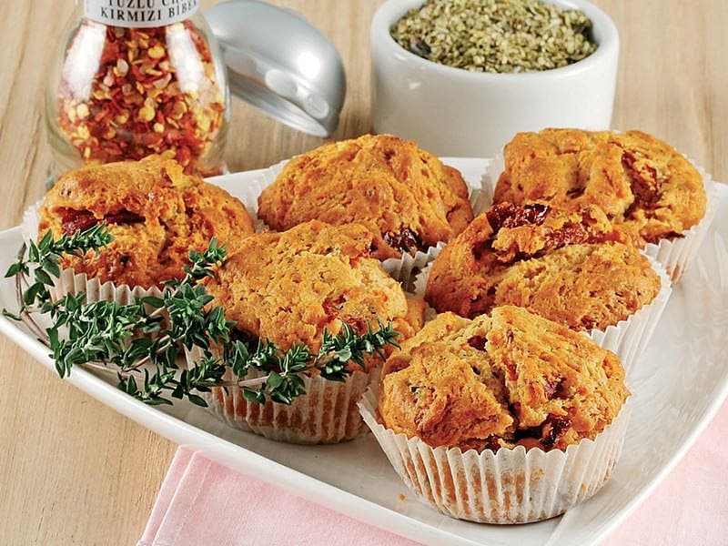 Kurutulmuş Domatesli Muffin