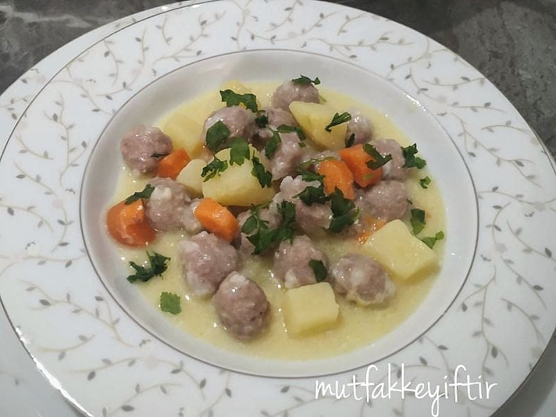 Ekşili Köfte