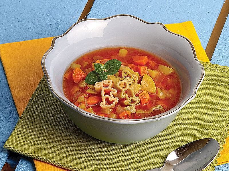 Makarnalı Sebze Çorbası