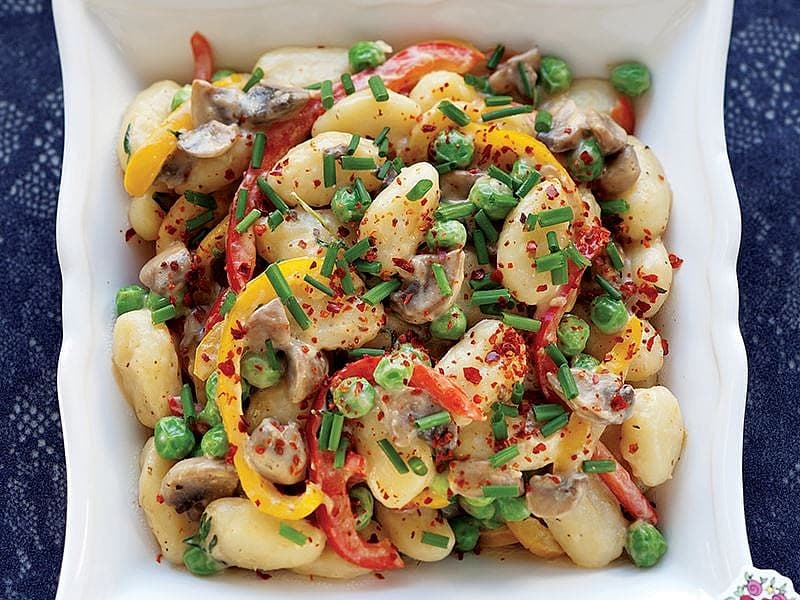 Mantar Ve Bezelye Soslu Gnocchi