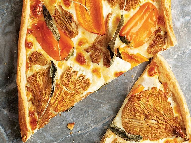 Mantarlı Mozzarellalı Ve Adaçaylı Tart