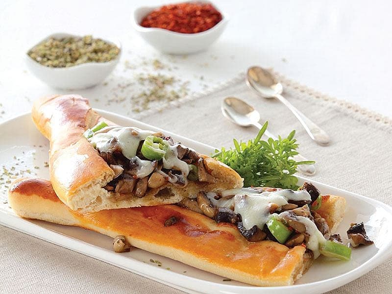 Mantarlı Pide