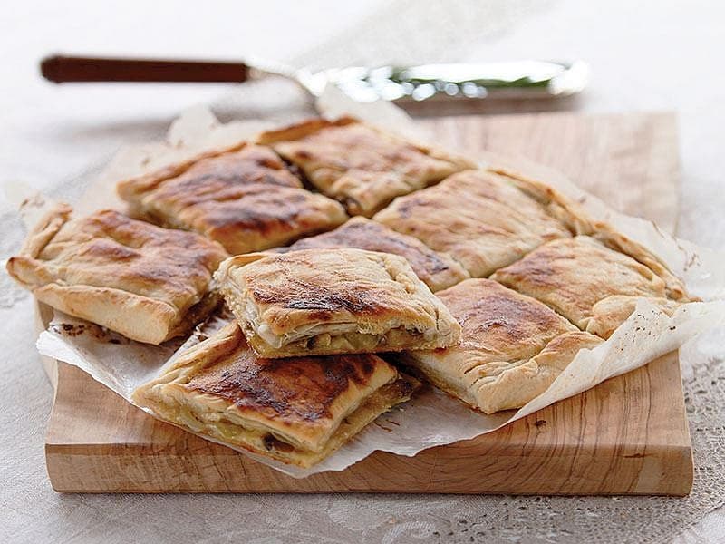 Mantarlı Tel Börek
