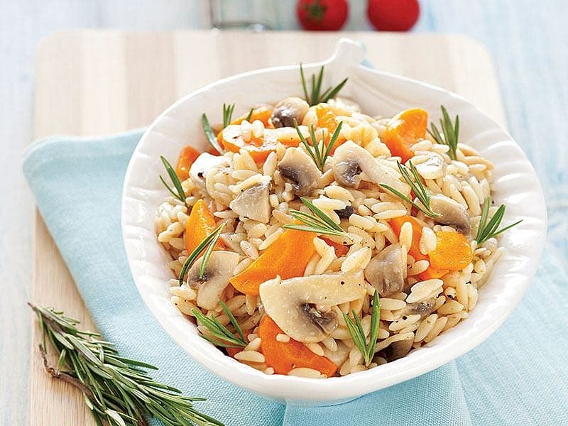 Mantarlı Ve Havuçlu Şehriye Pilavı