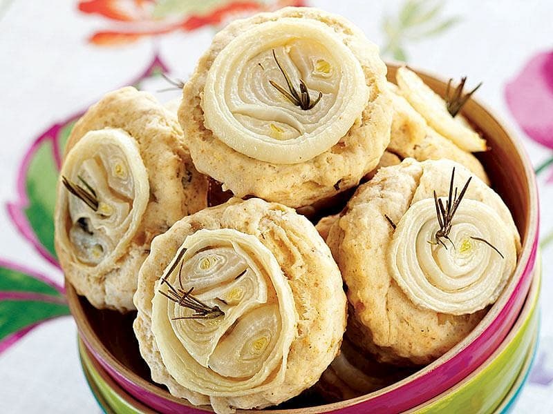 Mantarlı Ve Soğanlı Çörek