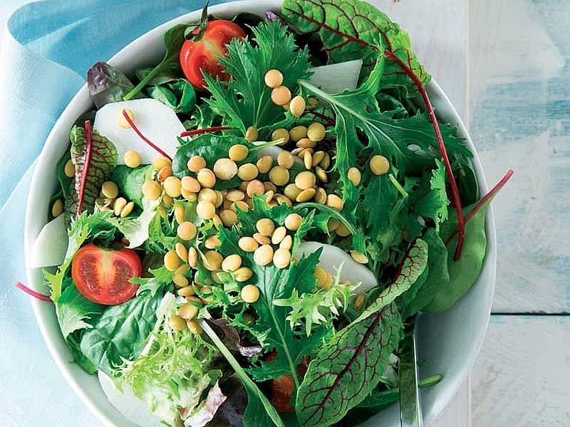 Mercimekli Yeşil Salata