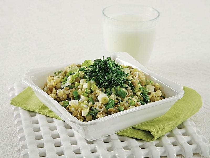 Mercimekli Buğday Salatası