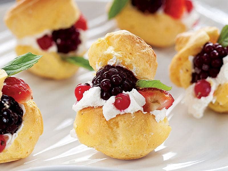 Meyveli Profiterol