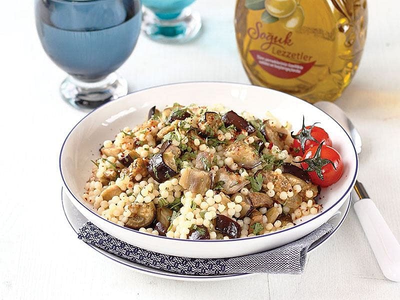 Naneli Ve Izgara Patlıcanlı Kuskus Salatası