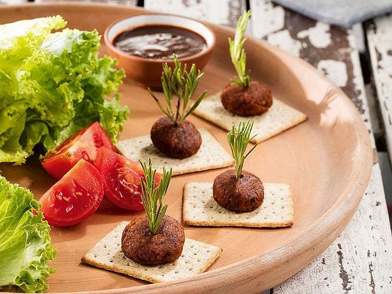 Nohutlu Sucuk İçi