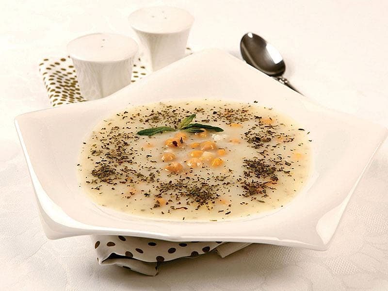 Nohutlu Yayla Çorbası