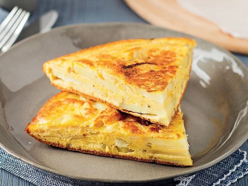 Patatesli Ve Soğanlı Frittata