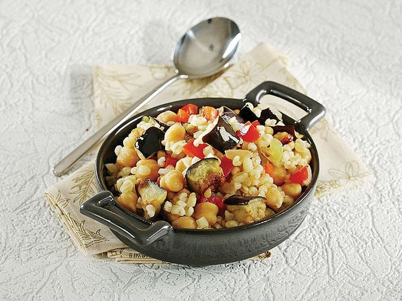 Patlıcanlı Nohutlu Bulgur Pilavı