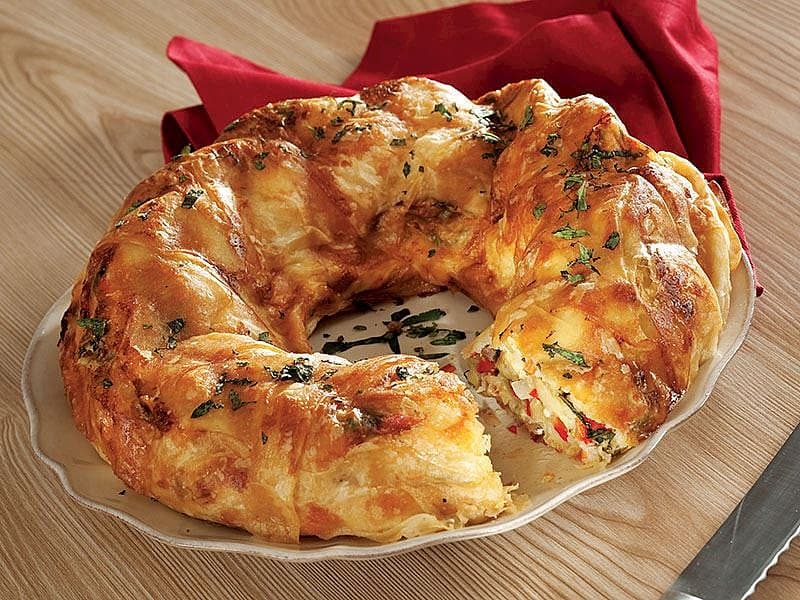 Patlıcanlı Ve Kıymalı Simit Börek