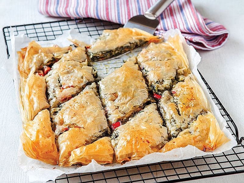 Pazılı Ve Mantarlı Baklava Böreği
