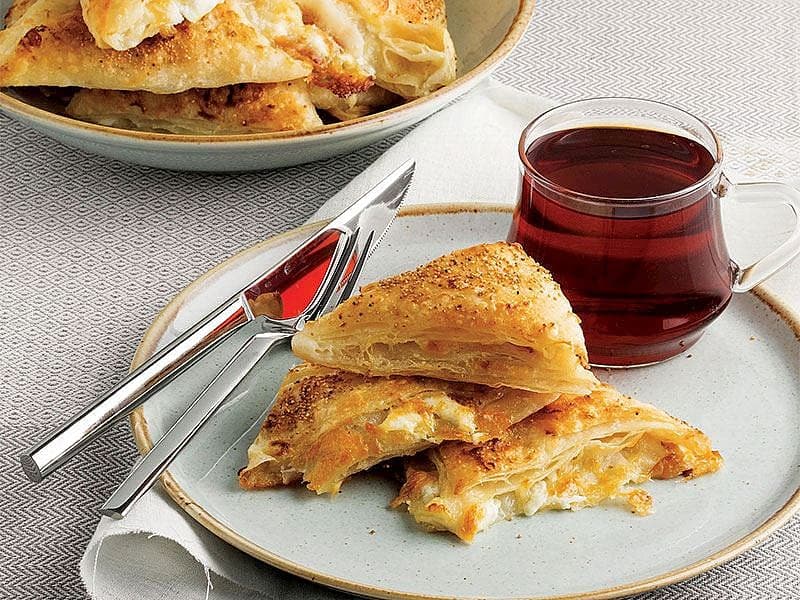 Peynirli Pratik Börek