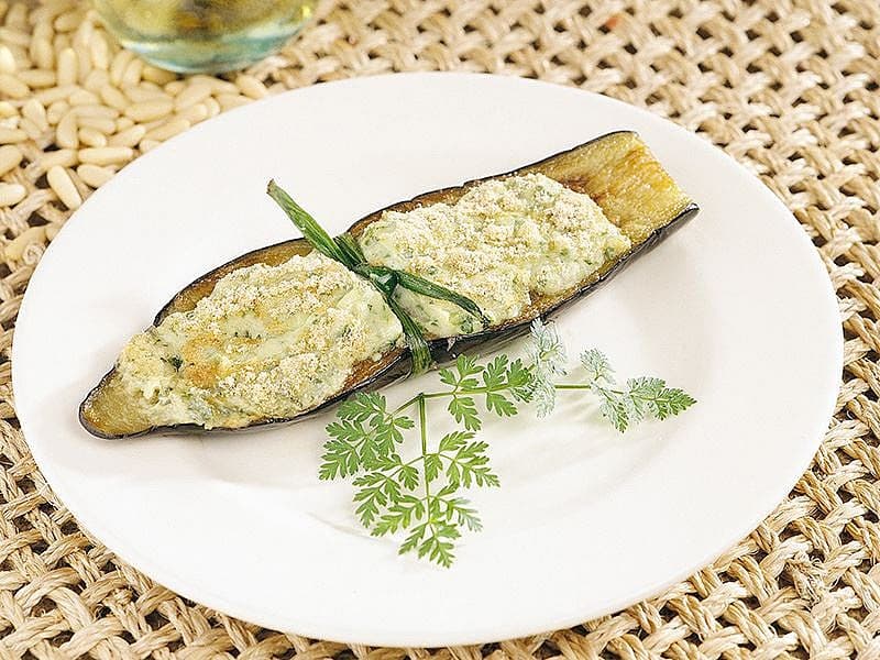 Peynirli Patlıcan Kayığı