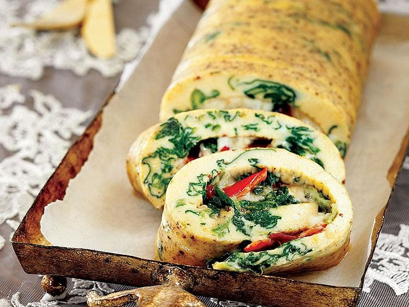 Peynirli Ve Ispanaklı Rulo Omlet
