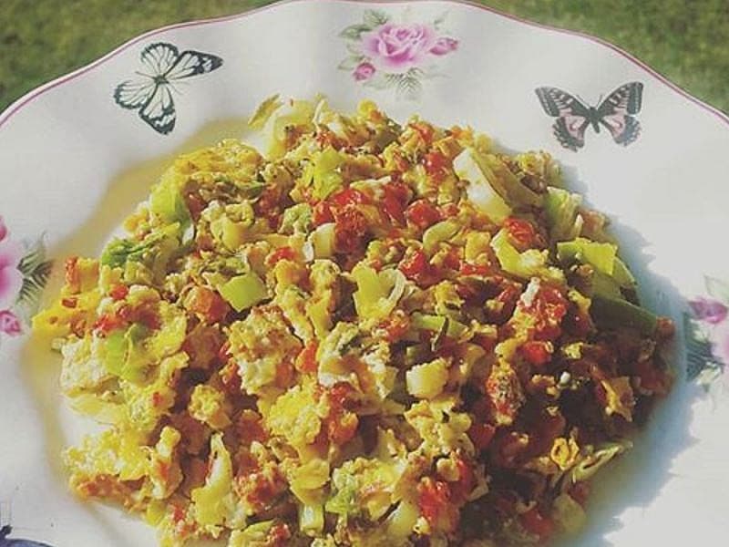 Pırasa, Kurutulmuş Domates Ve Biberli Menemen