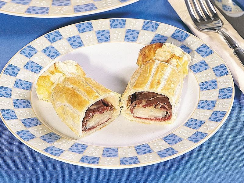 Pırasalı Ve Pastırmalı Börek