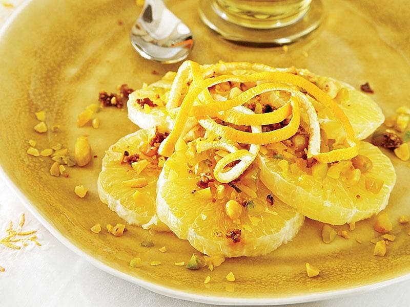 Portakallı Çikolata Kremalı Fıstıklı Portakal Salatası