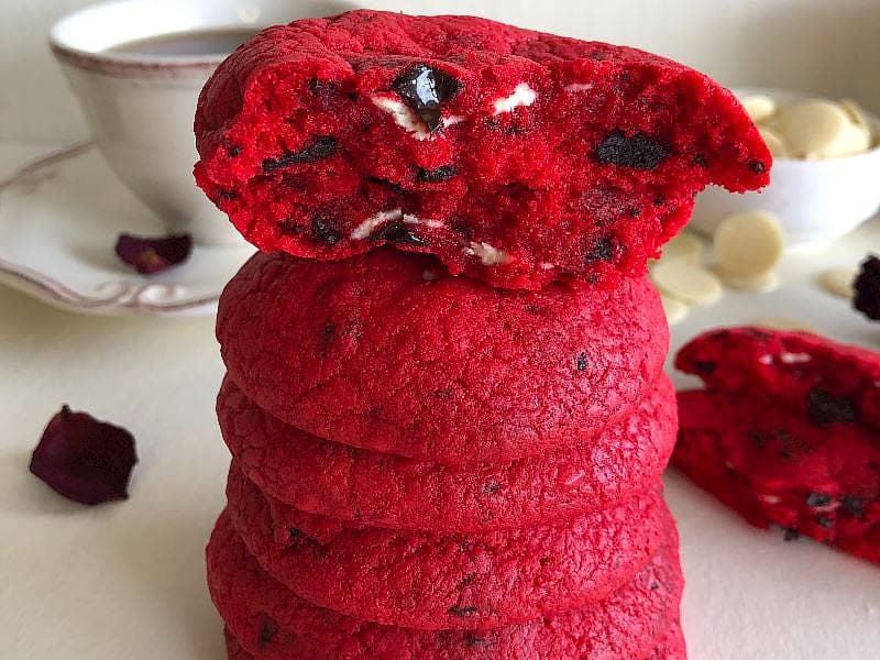 Red Velvet Çikolatalı Kurabiye