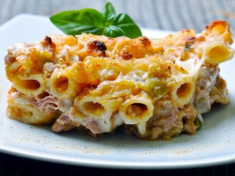 Sebzeli Makarna Pastası