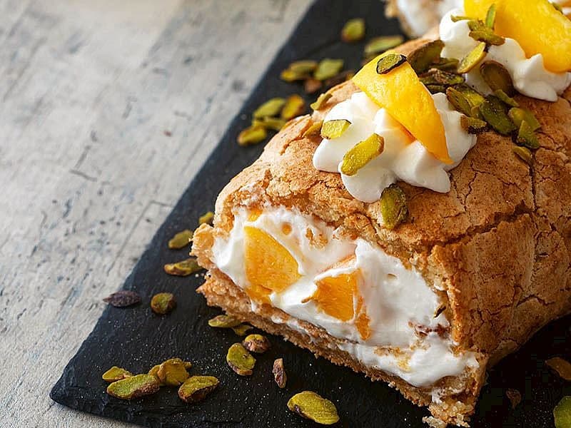 Şeftalili Budapeşte Pastası