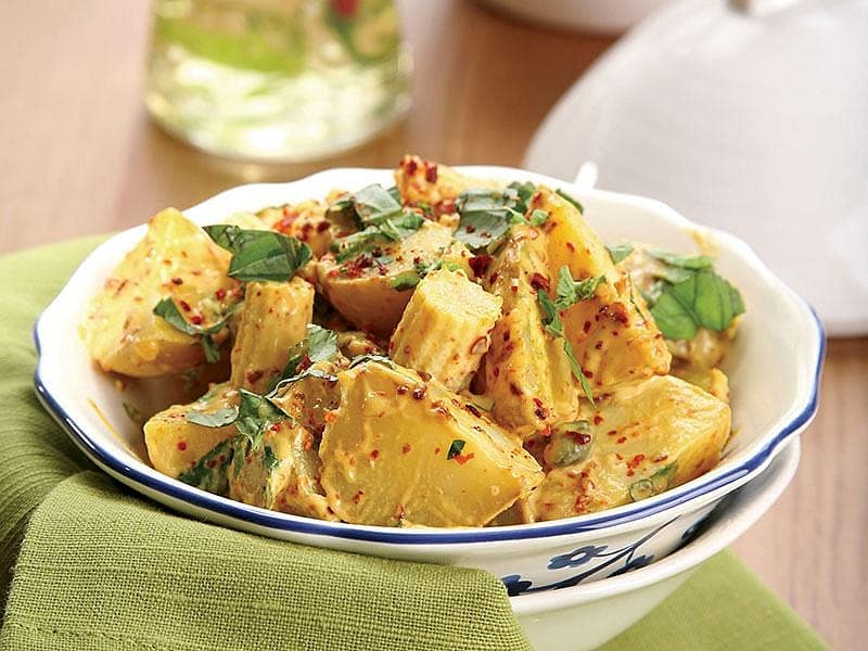 Sıcak Patates Salatası