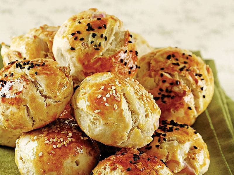 Soğanlı Poğaça