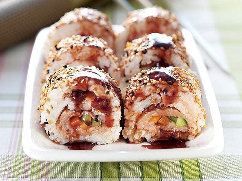 Somon Fümeli Soya Soslu Pratik Sushi